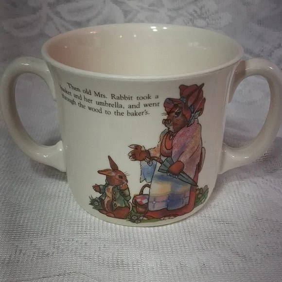 Vintage Peter Rabbit Mug Child Size Two Handles Beatrix Potter 1987 - Picture 3 of 9